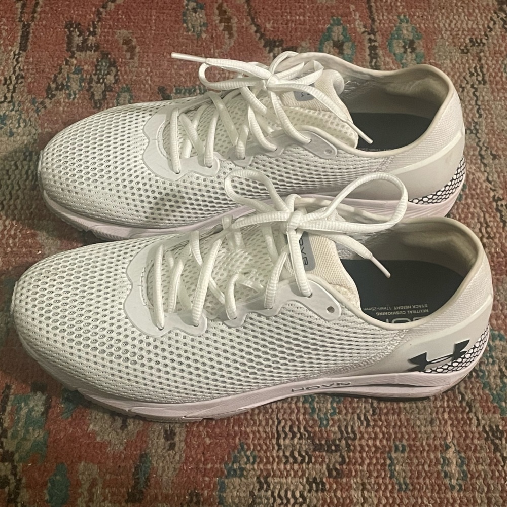 Under armor hovr sonic 4